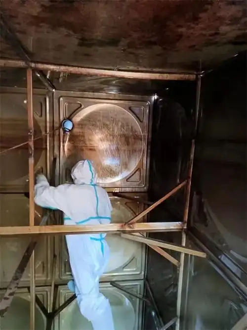 304不锈钢水箱清洗和消毒的步骤是什么？