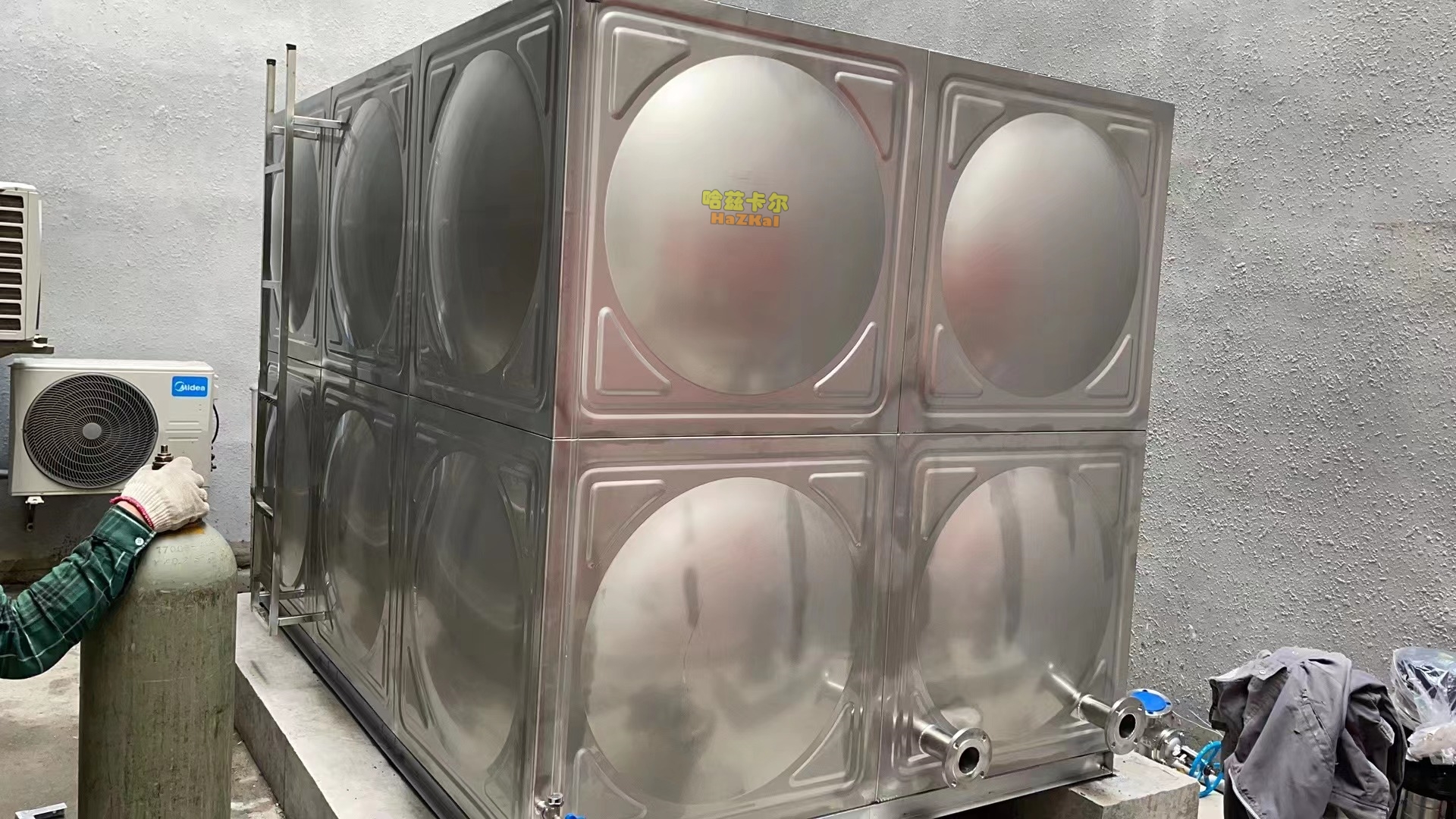 湛江市不锈钢消防水箱完工，容量12吨消防水池吴川项目