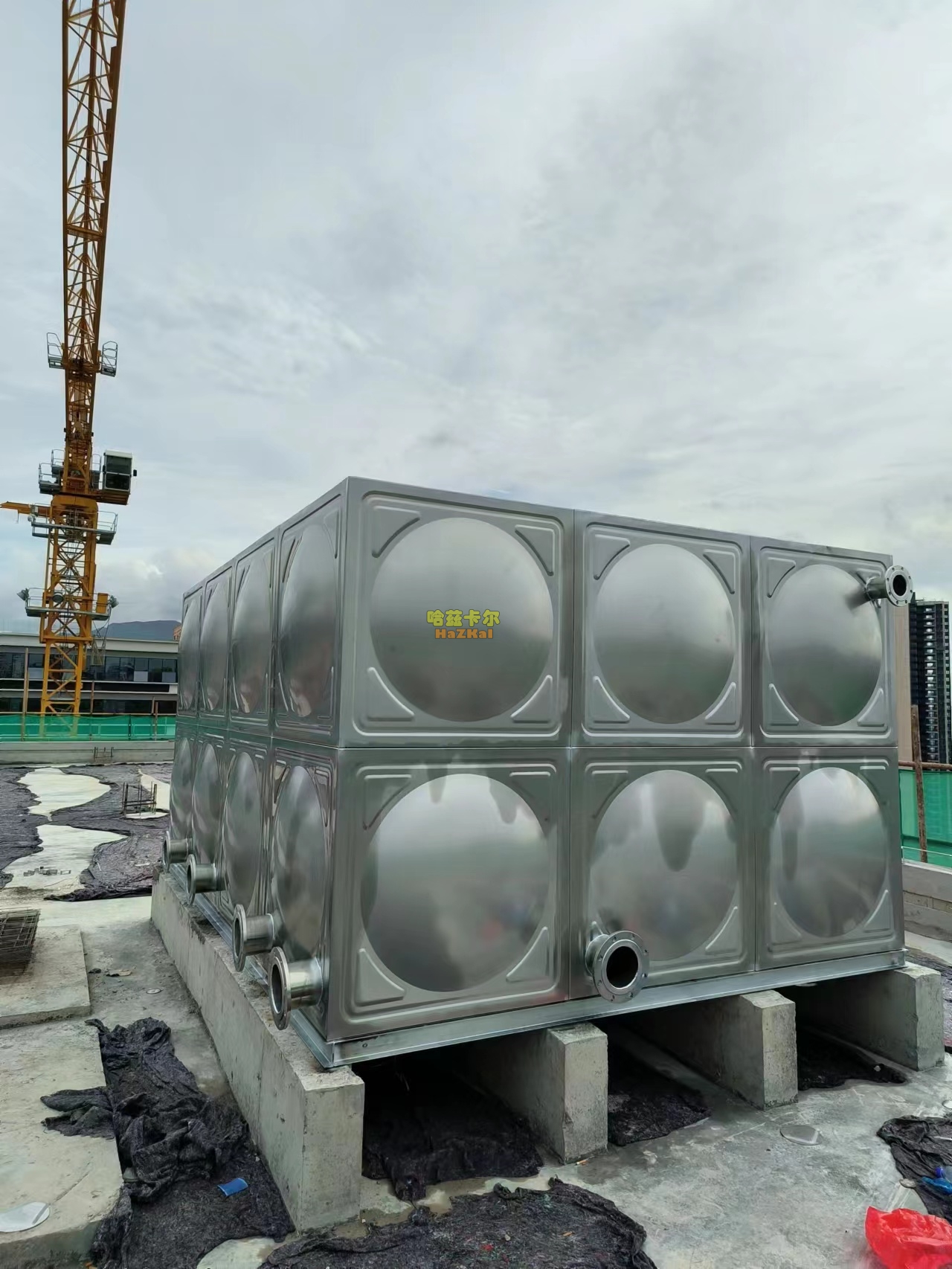 消防工程中如何安装不锈钢消防水箱？